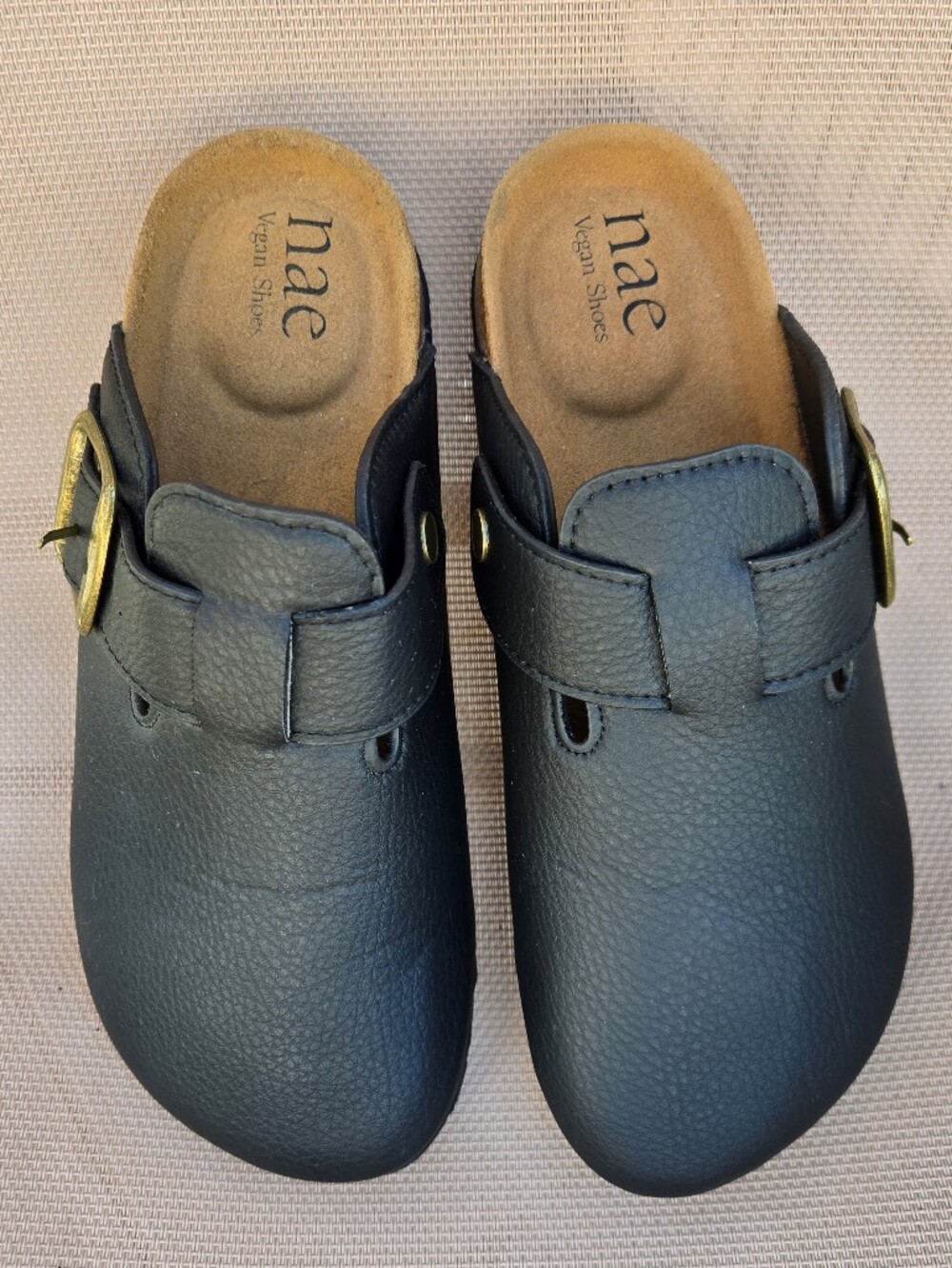 NAE Vegan Slip On Clog Sandal Wms Size 6 Dark Black